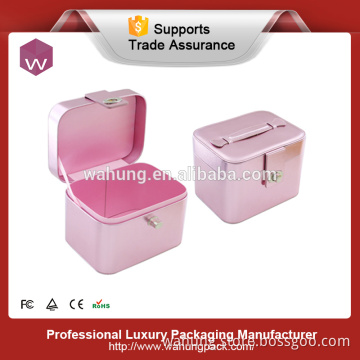 Fantastic pink leather jewelry case with lock and key